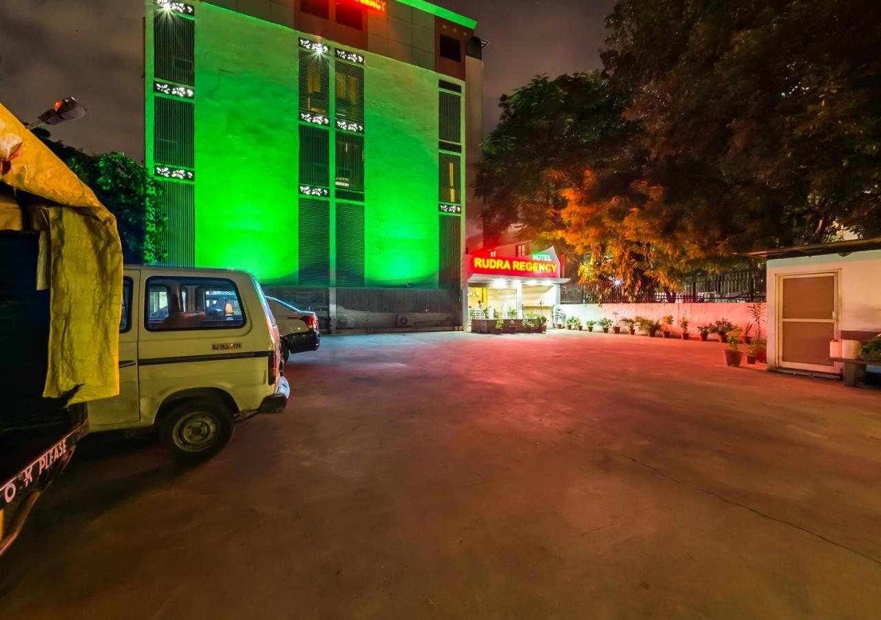 Hotel Rudra Regency Ahmedabad Eksteriør bilde